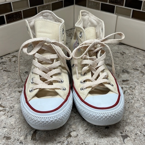 Men’s converse All Star high top sneakers - Picture 2 of 7